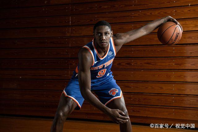 拜仁官方向巴黎道歉 球迷拉横幅未得到拜仁授权